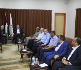  هنية  بغزة يلتقي   حنا ناصر  ‫(29077386)‬ ‫‬