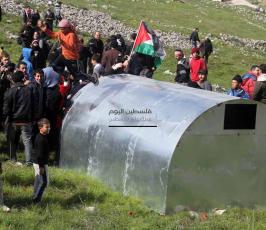 خاص فلسطين اليوم.اعتقالات وإصابات بالاختناق في "المناطير" قرب نابلس