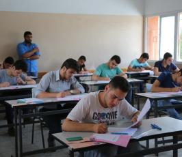 طلاب التوجيهي ‫(1)‬