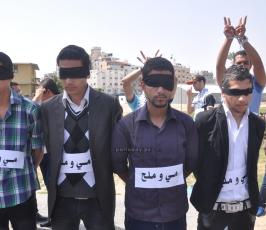 مسيرة نصرة للاسرى الاداريين