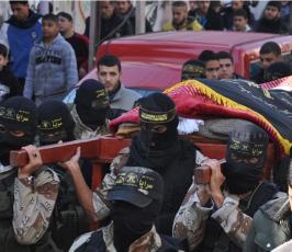 بالصور:سرايا القدس تودع احد قادتها البارزين في موكب جنائزي مهيب