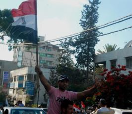 أهالي قطاع غزة يحتفلون بانتصار الدكتور محمد مرسي في سباق الرئاسة