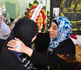 خنساء فلسطين تزور المحررة هناء شلبى