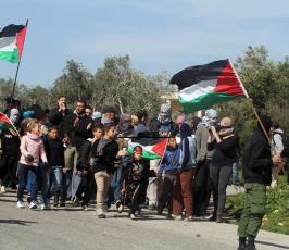 خاص فلسطين اليوم..الاحتلال يقتحم قرية النبي صالح ويقمع المسيرة الأسبوعية