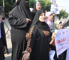 وقفة نسائية لمرضى السرطان