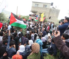 خاص فلسطين اليوم..تشييع شهيدي عنبتا شرقي طولكرم بمشاركة آلاف المواطنين