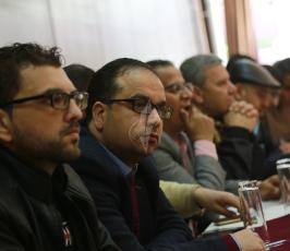  حوار صحفي مفتوح نظمه التجمع الإعلامي للحديث حول المستجدات الفلسطينية الأخيرة ‫(39059988)‬ ‫‬