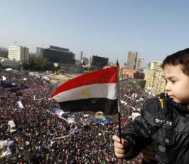 المصريون يحتفلون بذكرى ثورة 25 يناير