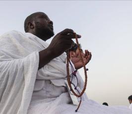  حجاج بيت الله الحرام لصعيد عرفات فجر اليوم ‫(38535685)‬ ‫‬ ‫‬.jpg