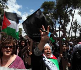 الفلسطينيون يحيون ذكرى النكبة في رام الله