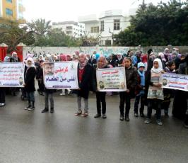 الرابطة الاسلامية اقليم الوسطى تنظم وقفة تضامنية مع خضر عدنان امام الصليب الاحمر بغزة
