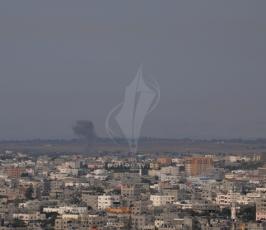 أعمدة الدخان جراء استمرار القصف الصهيوني