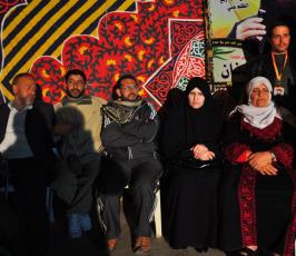 احتفالات بغزة بإنتصار الشيخ الاسير خضر عدنان على سجانه