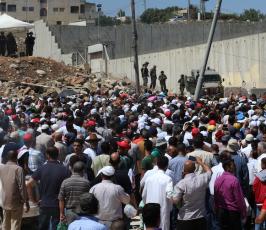 حاجز قلنديا للدخول ال القدس  ‫(29353359)‬ ‫‬
