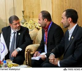 الرئيس محمد مرسى يصل طهران للمشاركة بقمة عدم الانحياز