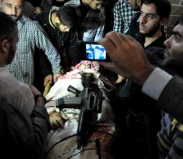 جماهير غفيرة تشارك فى تشييع جثمان القائد الجعبرى بغزة