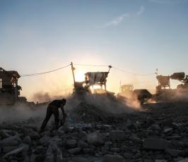 عمال غزيون ‫(38142465)‬ ‫‬