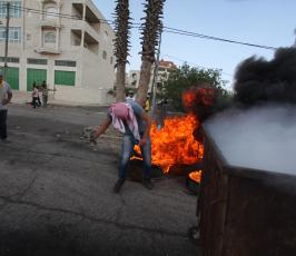 خاص فلسطين اليوم..مواجهات بين شبان فلسطينيين وقوات الاحتلال في قرية سلواد شرقي رام الله