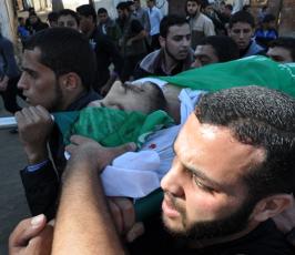 غزة تشيع جثمان شهيد متأثر بجراحه في مجزرة الشجاعية