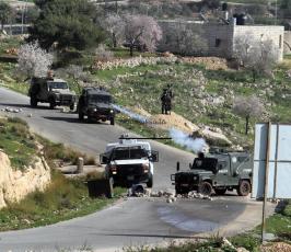 خاص فلسطين اليوم..الاحتلال يقتحم قرية النبي صالح ويقمع المسيرة الأسبوعية