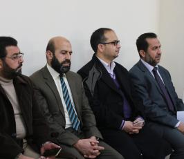  طابعًا بريديًا خاصًا بالصحفي الفلسطيني ‫(1)‬