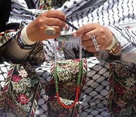 صلاة الجمعة في يوم القدس العالمي داخل باحات المسجد الأقصى المبارك
