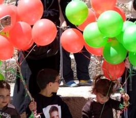 أطفال القدس يرسمون لمدينتهم وللأسرى بباب العامود