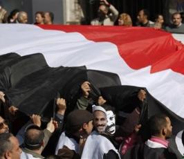 المصريون يحتفلون بذكرى ثورة 25 يناير