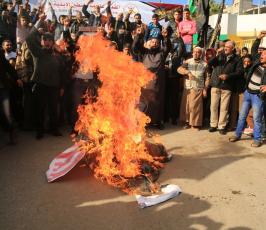 بالصورالجهاد الإسلامي تنظم مسيرات حاشدة في جميع محافظات قطاع غزة نصرة للقدس ورفضا لقرار ترامب ‫(37552654)‬ ‫‬