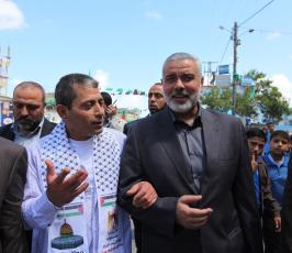 رئيس الوزراء يزور الأسير المحرر إبراهيم مصطفى بارود‏