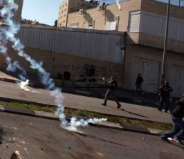 خاص فلسطين اليوم. إصابات ومواجهات أمام معتقل "عوفر" قرب رام الله