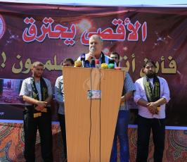 الرابطة الاسلامية تنظم مسيرة الأقصى يحترق فأين انتم يا  ‫(29614492)‬ ‫‬