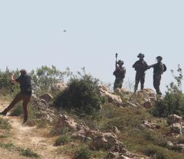 خاص فلسطين اليوم...الاحتلال يقمع مسيرة سلمية منددة بالإستيطان في دير جرير شرقي رام الله