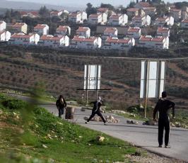 خاص فلسطين اليوم..الاحتلال يقتحم قرية النبي صالح ويقمع المسيرة الأسبوعية