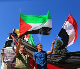  مظاهر احتفال الغزيين باتمام المصالحة الفلسطينية بساحة الجندى المجهول بغزة ‫(388406887)‬ ‫‬