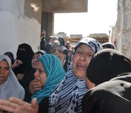 غزة تشيع جثمان شهيد متأثر بجراحه في مجزرة الشجاعية