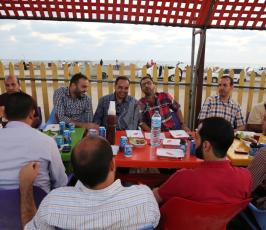 شبكة القدس الاعلامية تنظم افطارا رمضانيا لموظفيها ‫(31094164)‬ ‫‬