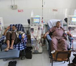 مرضى غسيل الكلى بمجمع الشفاء الطبى  ‫(1)‬.JPG