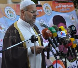 حركة الجهاد الإسلامي تقيم صلاة عيد الفطر أمام مقر الصليب الاحمر تضامنا مع الاسرى