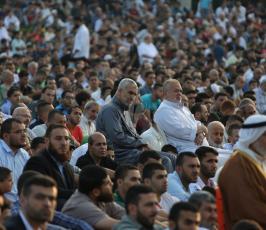  صلاة العيد وسط مدينة غزة ‫(31174550)‬ ‫‬