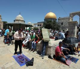 صلاة الجمعة في يوم القدس العالمي داخل باحات المسجد الأقصى المبارك