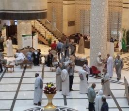 وزير الاوقاف يتفقد عوائل شهداء المكرمة السعودية في مكة ‫(1)‬