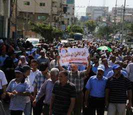  مسيرة الغضب وانتزاع الحقوق رفضا لتقليصات الأونروا ‫(34669066)‬ ‫‬