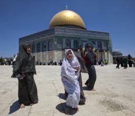 المسجد الأقصى يستقبل رمضان