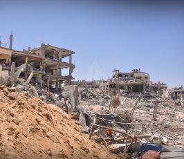 صور الدمار الذي لحق بحي الشعف شرق مدينة غزة