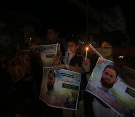  وقفة مع الاسير محمد علان  امام مقر الصليب الاحمر بمدينة غزة ‫(34865682)‬ ‫‬