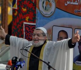 مسيرات حاشدة