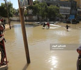 غزارة الأمطار تغرق شوارع كبيرة في بيت لاهيا (23).JPG