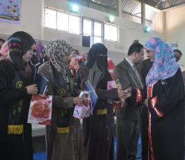 الرابطة الاسلامية تنظم  مهرجان نجوم تتالق وطالبات تتفوق بجامعة الاقصي خانيونس ‫(195294533)‬ ‫‬