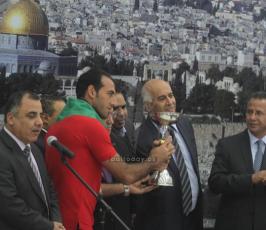وصول المنتخب الفلسطيني لكرة القدم الى رام الله ولقاء الرئيس عباس